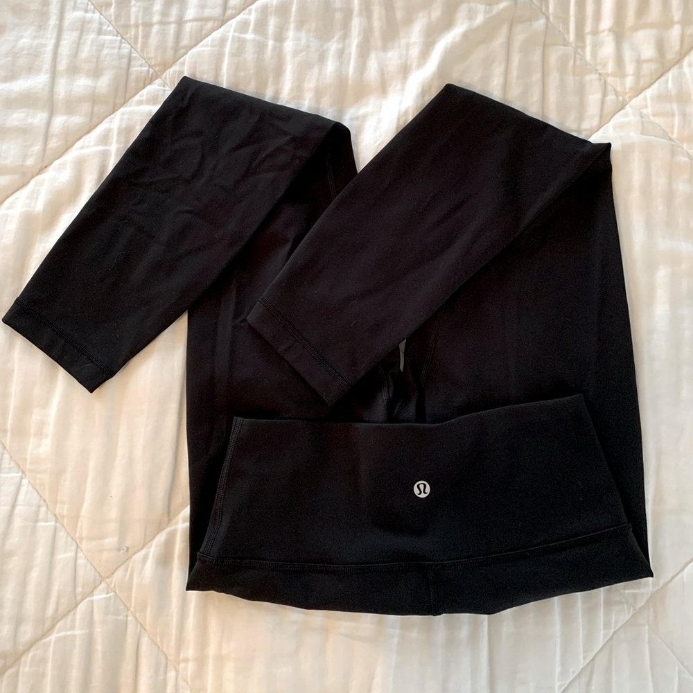 lululemon black leggings, never worn!